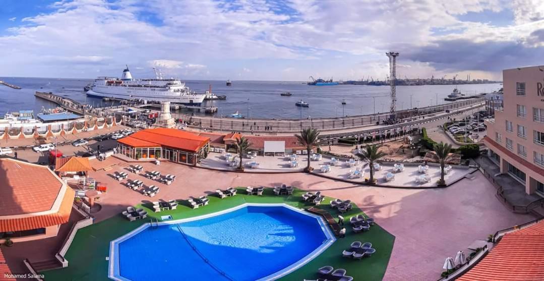 Resta Port Said Hotel Exterior foto